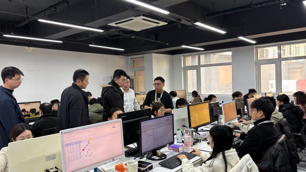 智啟未來，院企共融 人工智能學院院長牛翔一行赴網絡科技研發企業調研